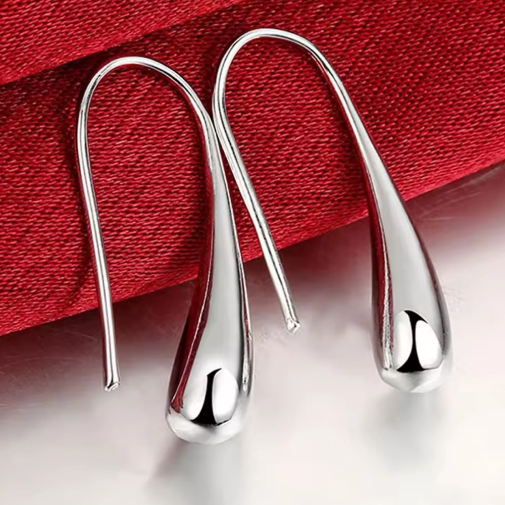 Elegant Silver Teardrop Earrings